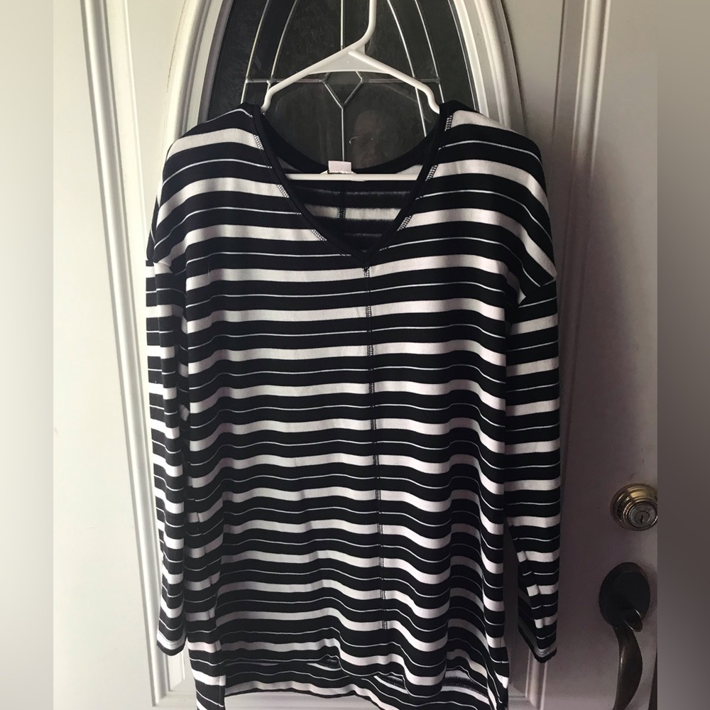 Liz Claiborne Top